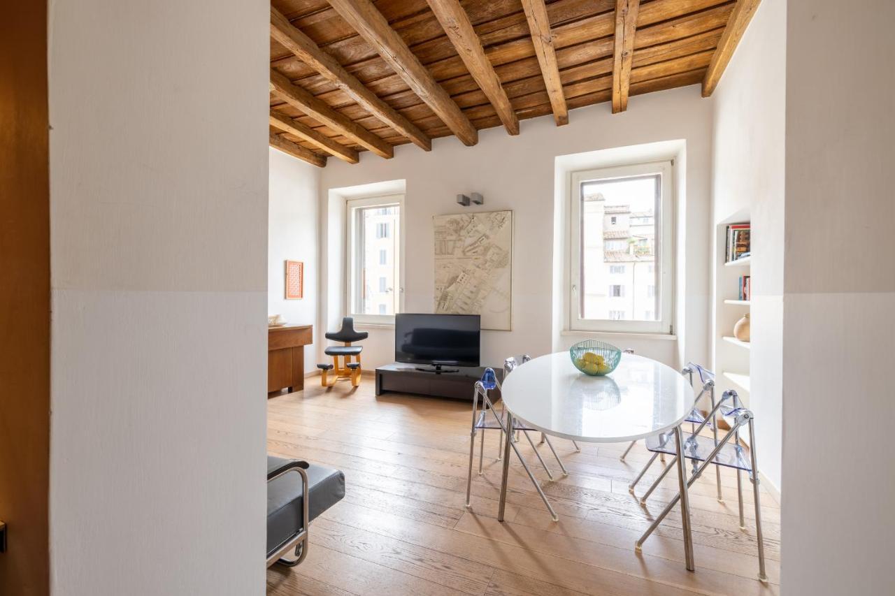 Modern Apartment In Campo De Fiori Rome Extérieur photo