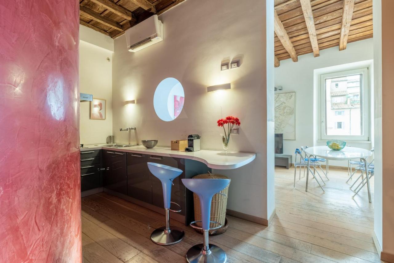 Modern Apartment In Campo De Fiori Rome Extérieur photo